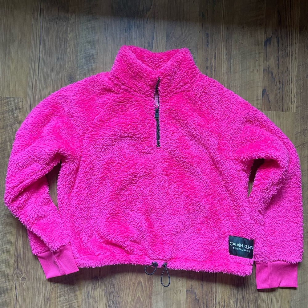 Calvin Klein Cropped Fuzzy Sweatshirt